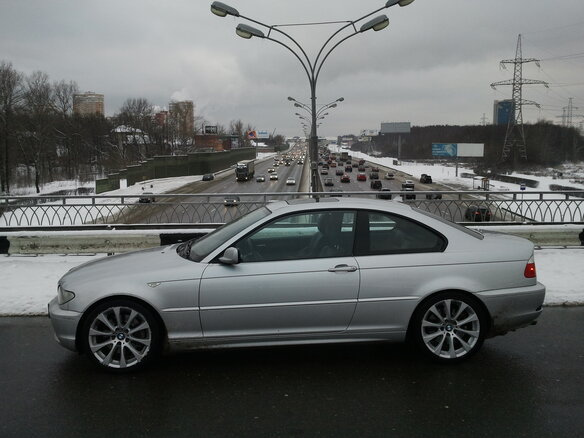 2004 BMW 3 серии 330i IV (E46) Рестайлинг, серебристый - вид 4
