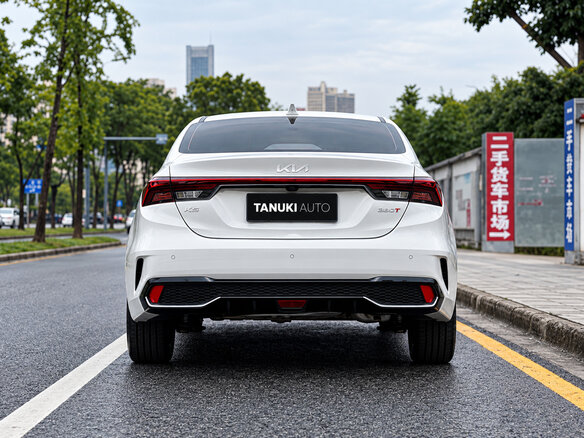 2022 Kia K3 II (China Market) Рестайлинг, белый, 1385005 рублей - вид 3