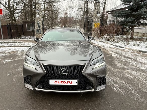 2018 Lexus LS 500 V, серый, 4900000 рублей - вид 6