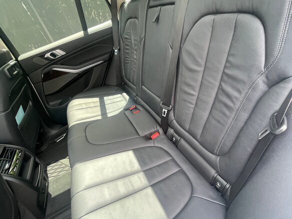 2019 BMW X5 40i IV (G05/G18), белый, 5300000 рублей - вид 11