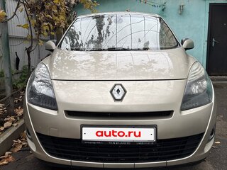 2011 Renault Scenic Grand III, бежевый, 870000 рублей, вид 1
