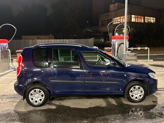 2013 Skoda Roomster I Рестайлинг, синий, 950000 рублей, вид 5