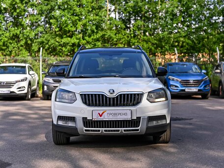 2017 Skoda Yeti I Рестайлинг, белый, 770000 рублей, вид 3