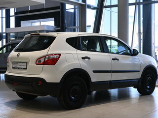 2012 Nissan Qashqai I Рестайлинг, белый, 1195000 рублей, вид 5
