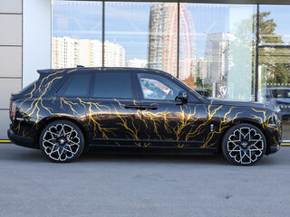 2019 Rolls-Royce Cullinan I (Series I), чёрный, 33498000 рублей, вид 4