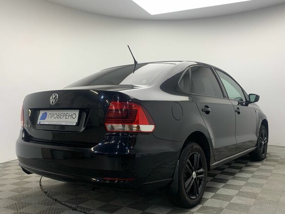 2016 Volkswagen Polo V Рестайлинг, чёрный, 1067000 рублей - вид 6