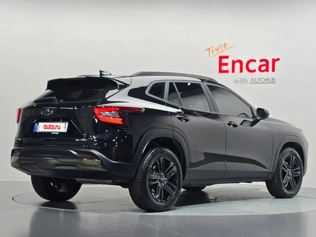 2023 Chevrolet Trax II, чёрный, 1680000 рублей, вид 3