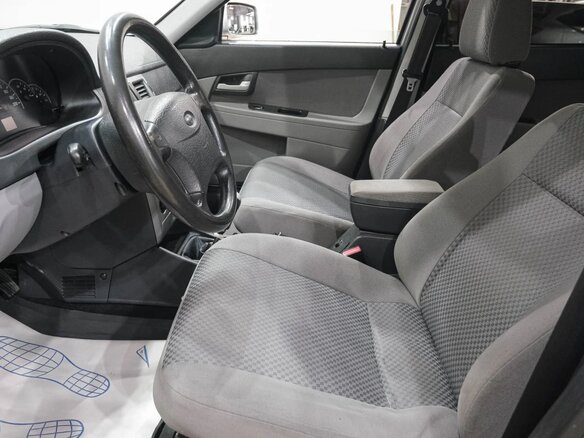 2011 Lada (ВАЗ) Priora I, серебристый, 299000 рублей - вид 10