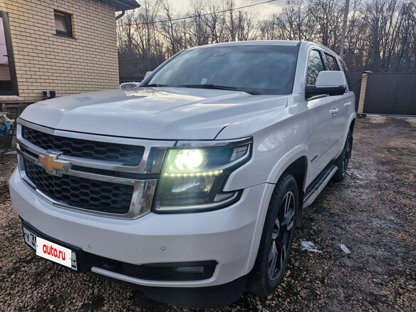 2016 Chevrolet Tahoe IV, белый, 3100000 рублей - вид 1