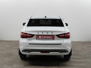 2024 Lada (ВАЗ) Vesta I Рестайлинг (NG), белый, 1425000 рублей, вид 4