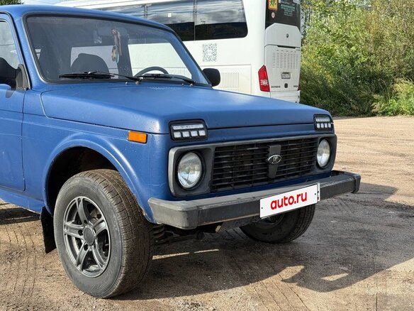 2009 Lada (ВАЗ) 2121 (4x4) I Рестайлинг, синий, 395000 рублей - вид 3