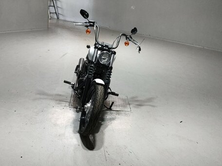 2021 Harley-Davidson Street Bob, белый, 1214000 рублей, вид 4