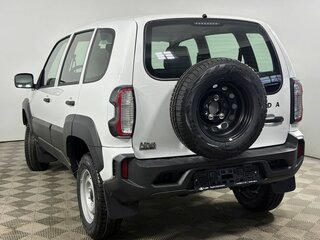 2026 Lada (ВАЗ) Niva Travel I Рестайлинг, белый, 1414000 рублей, вид 3