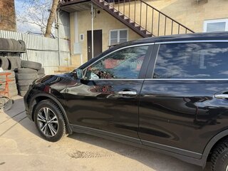 2018 Nissan X-Trail III Рестайлинг, чёрный, 1800000 рублей, вид 4