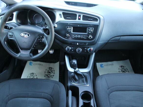 2012 Kia Ceed II, коричневый, 560000 рублей - вид 10