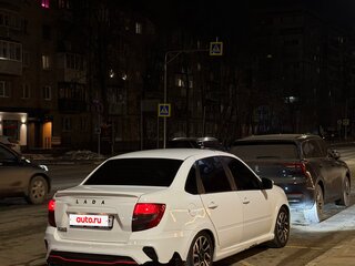2019 Lada (ВАЗ) Granta Drive Active I Рестайлинг, белый, 880000 рублей, вид 4