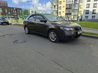2011 Kia Cerato 5-speed II, золотистый, 610000 рублей, вид 3