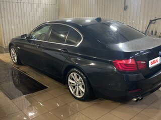2013 BMW 5 серии 520d VI (F10/F11/F07), чёрный, 1600000 рублей, вид 4