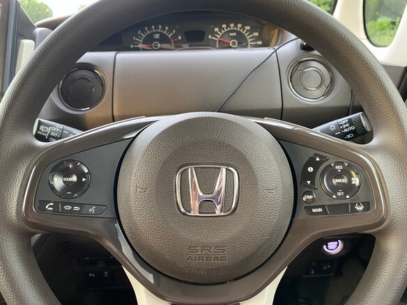 2022 Honda N-BOX II Рестайлинг, белый, 1099000 рублей - вид 16