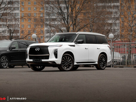 Infiniti QX80 II