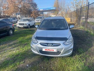 2014 Hyundai Solaris I, серебристый, 660000 рублей, вид 3