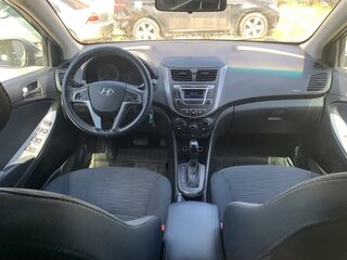 2016 Hyundai Solaris I Рестайлинг, чёрный, 890000 рублей, вид 4