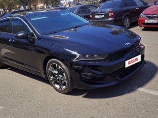 2021 Kia K5 III, чёрный, 2650000 рублей, вид 2