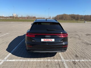 2019 Audi Q8 45 TDI I (4M), чёрный, 5697888 рублей, вид 4