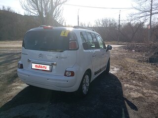 2012 Citroen C3 Picasso I Рестайлинг, белый, 700000 рублей, вид 4