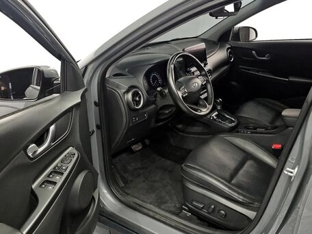 2022 Hyundai Kona I Рестайлинг, серый, 2000000 рублей, вид 5