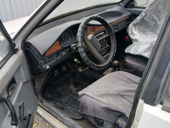 1992 Lada (ВАЗ) 21099, белый - вид 3