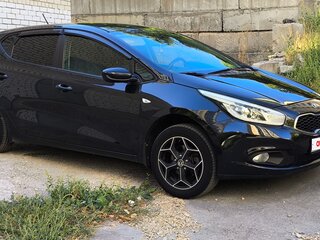 2013 Kia Ceed II, чёрный, 950000 рублей, вид 3