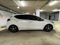2016 Kia Ceed II Рестайлинг, белый, 1199000 рублей - вид 1