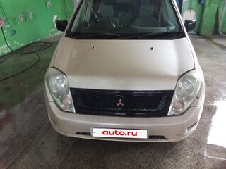 1999 Mitsubishi Dingo I, бежевый, 215000 рублей, вид 1