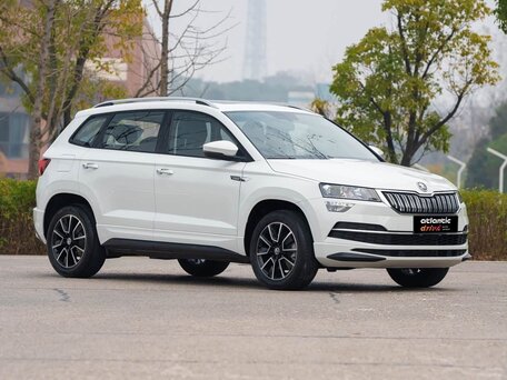 2023 Skoda Karoq I Рестайлинг, белый, 2160000 рублей, вид 3