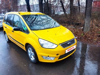 2014 Ford Galaxy II Рестайлинг, жёлтый, 670000 рублей, вид 2