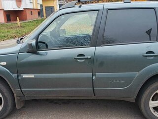 2013 Chevrolet Niva I Рестайлинг, серый, 650000 рублей, вид 4
