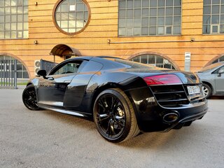 2011 Audi R8 V10 I (Typ 42), чёрный, 6500000 рублей, вид 4