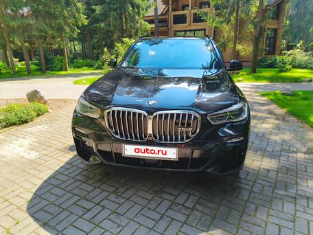 2019 BMW X5 40i IV (G05/G18), чёрный, 4880000 рублей, вид 3