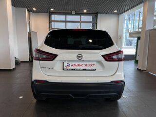 2021 Nissan Qashqai II Рестайлинг, белый, 2090000 рублей, вид 4