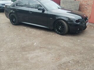 2006 BMW 5 серии 525i V (E60/E61), чёрный, 1050000 рублей, вид 4