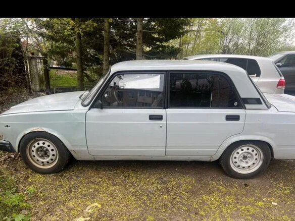 2001 Lada (ВАЗ) 2107, белый, 130000 рублей - вид 1