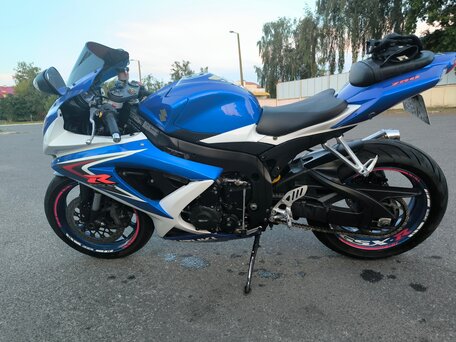 2008 Suzuki GSX-R 750, синий, 557227 рублей, вид 4