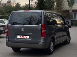 2010 Hyundai H-1 II, серый, 1200000 рублей, вид 3