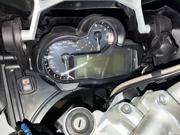 2017 BMW R 1200 GS, белый, 1200000 рублей - вид 6