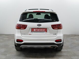 2018 Kia Sorento III Prime Рестайлинг, белый, 2700000 рублей, вид 3