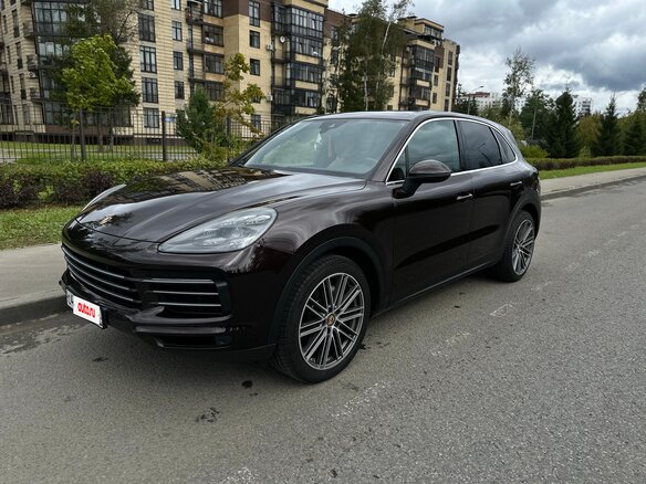 2019 Porsche Cayenne III, коричневый, 5900000 рублей