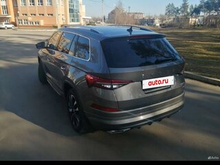 2023 Skoda Kodiaq I Рестайлинг, серый, 4550000 рублей, вид 2