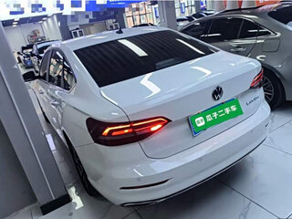 2022 Volkswagen Lavida III, белый, 1178999 рублей, вид 4
