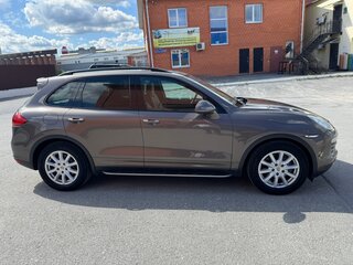 2011 Porsche Cayenne II (958), коричневый, 3000000 рублей, вид 4